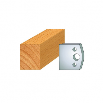 JEU DE 2 FERS PROFILES ACIER HT 40MM  N°000