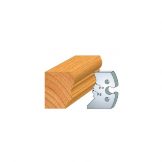 JEU DE 2 FERS PROFILES ACIER HT 50MM  N°241